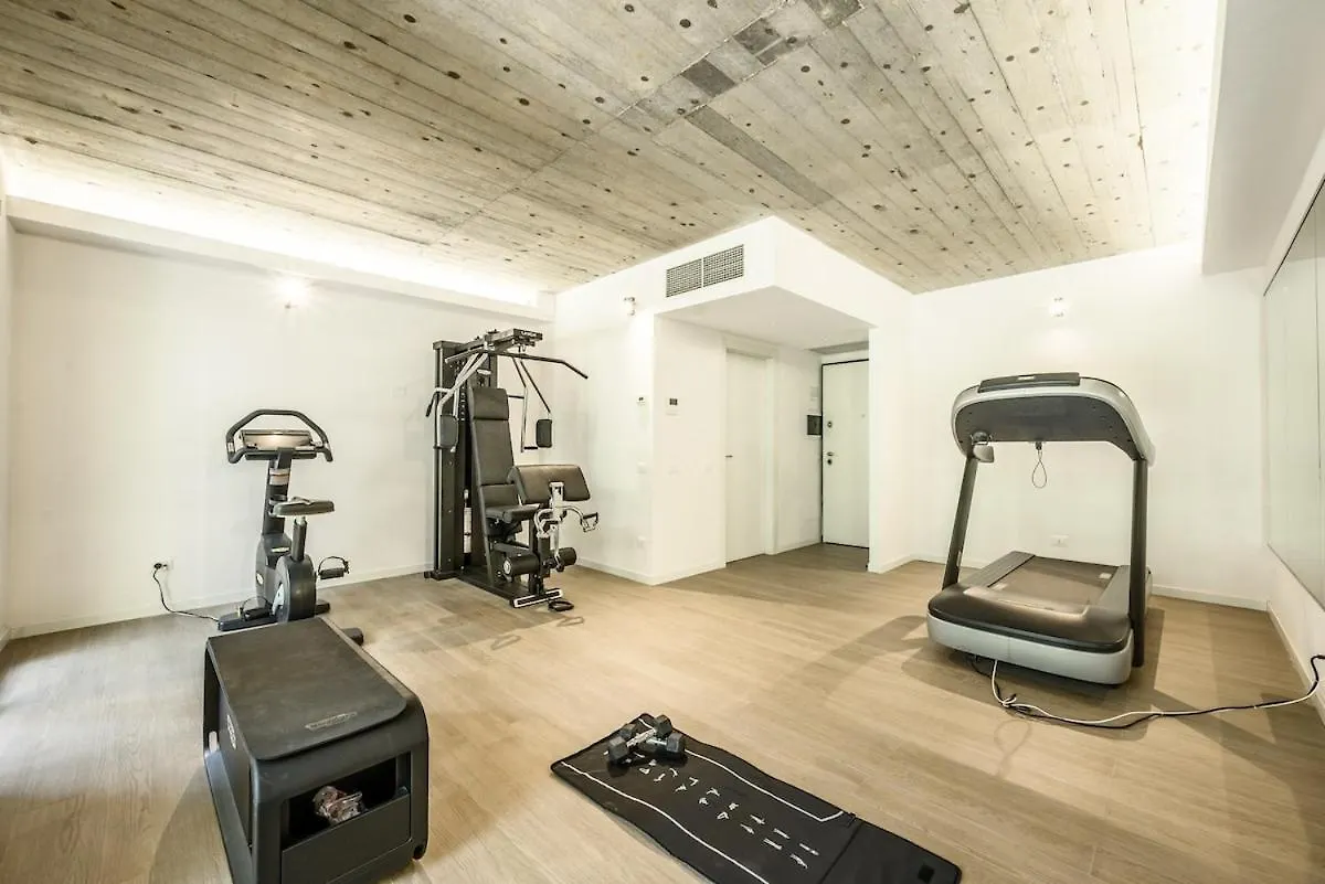 Duomo Bilocale - Private Gym- Metropolitana Apartment Milan Italy